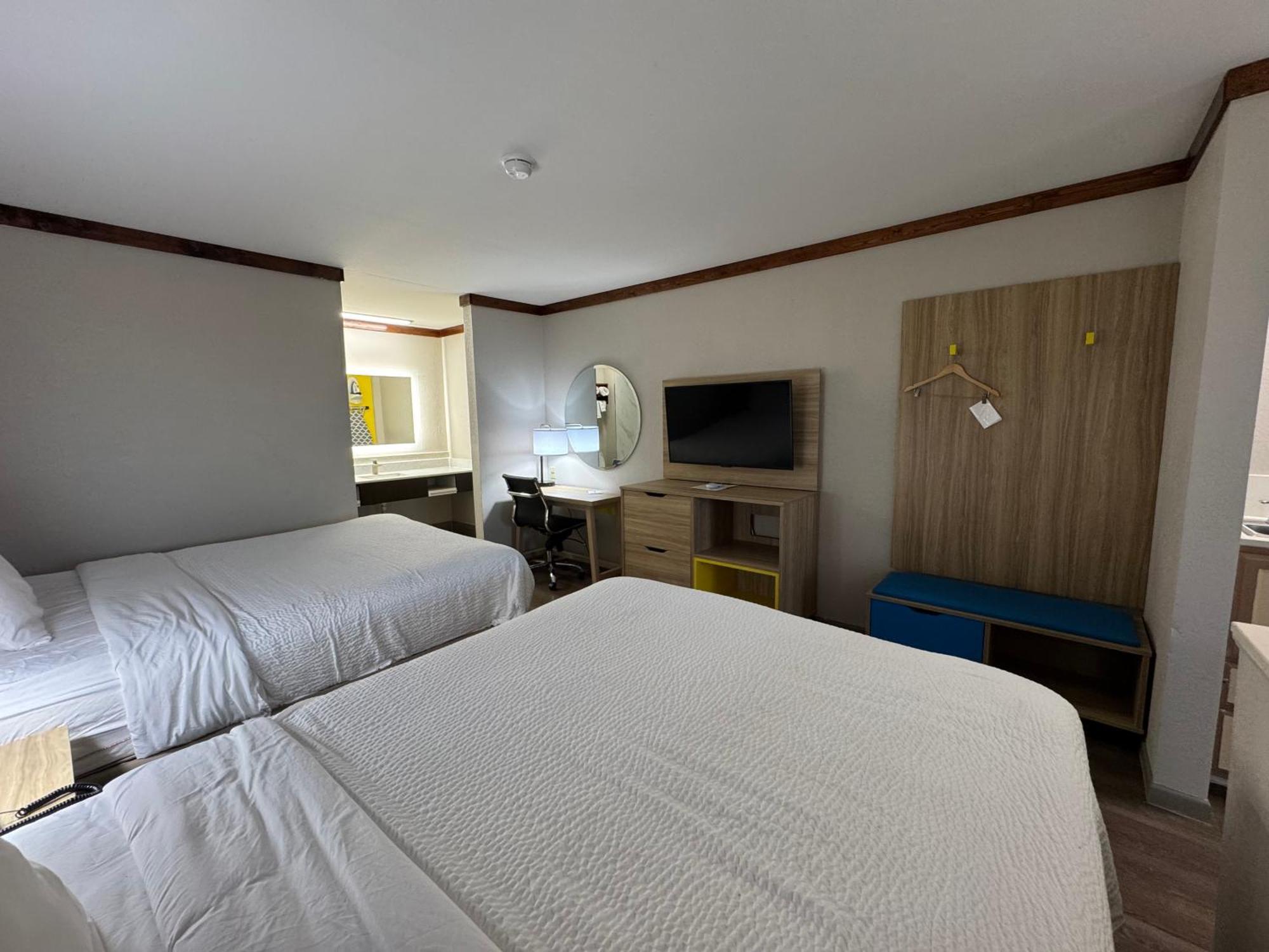 Hotel Days By Wyndham Fredericksburg