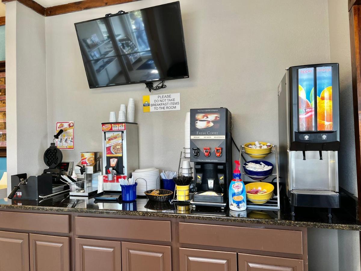 Hotel Days By Wyndham Fredericksburg