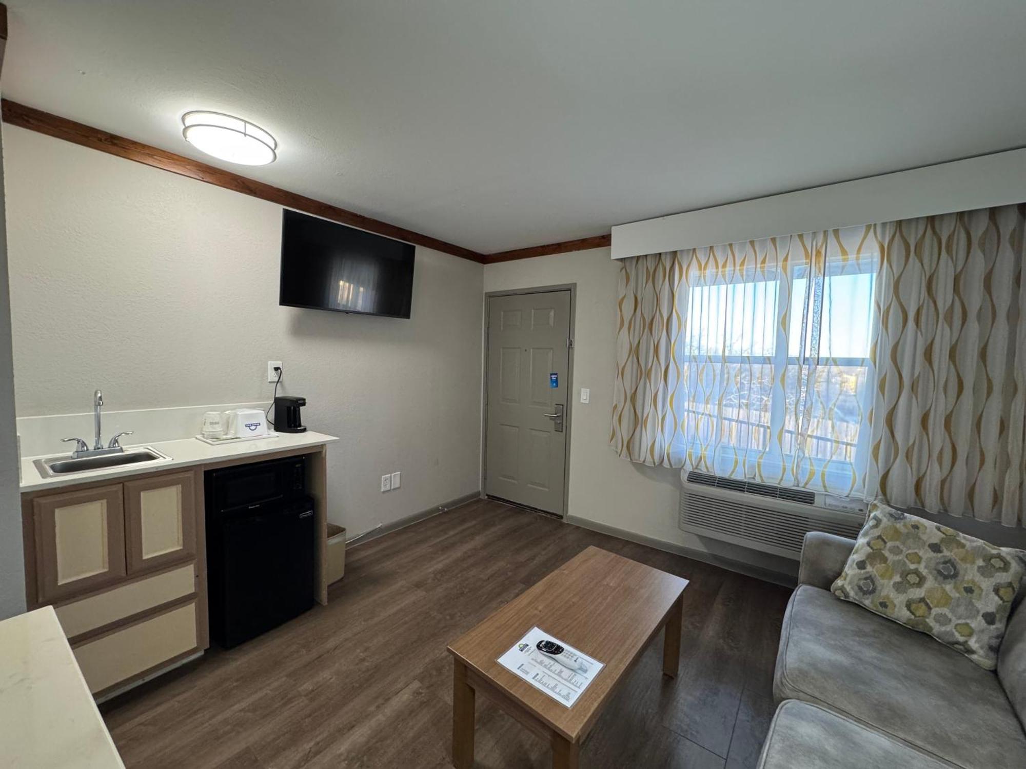 Days By Wyndham Hotel 2*