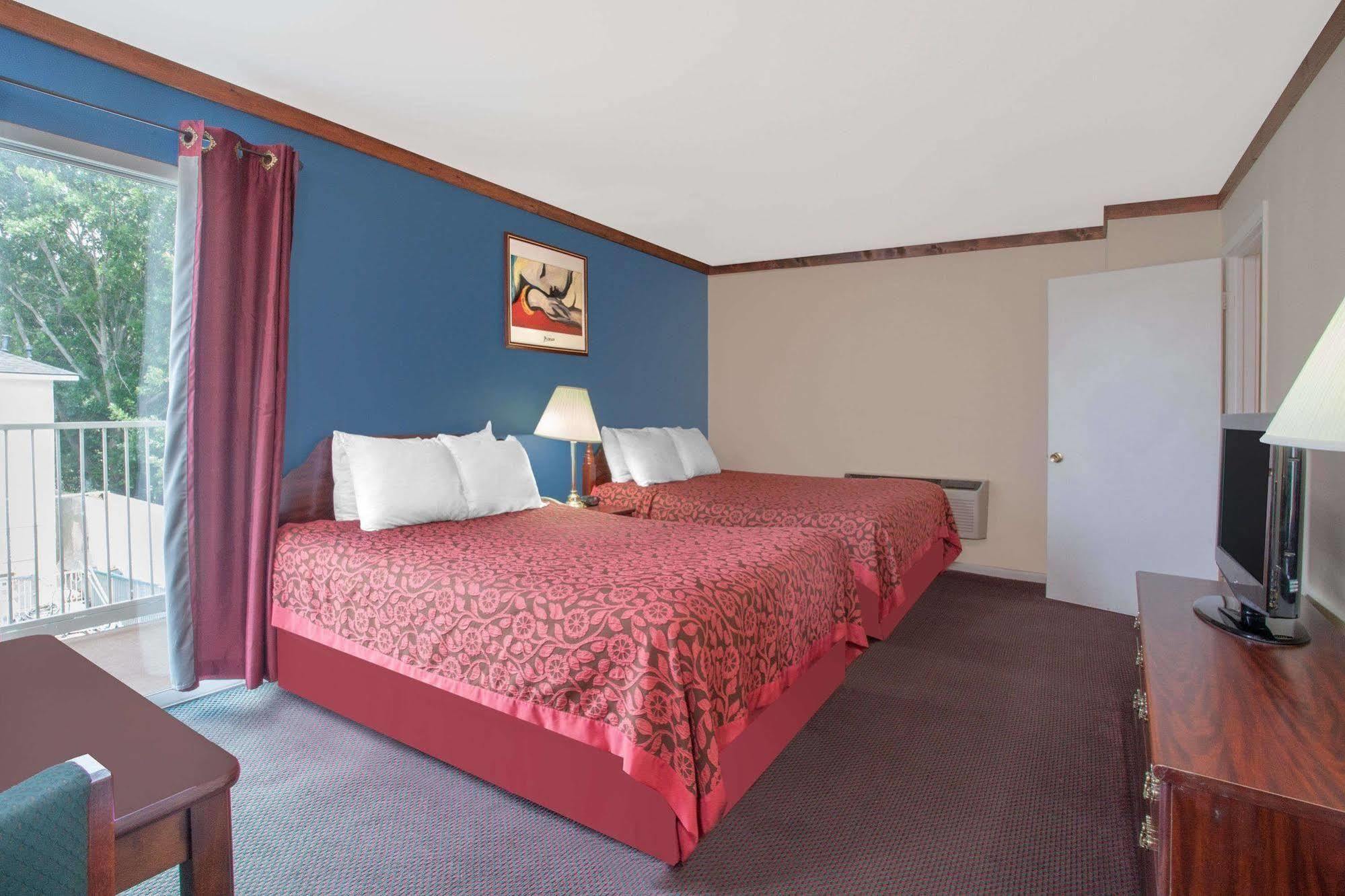 Hotel Days By Wyndham 2*